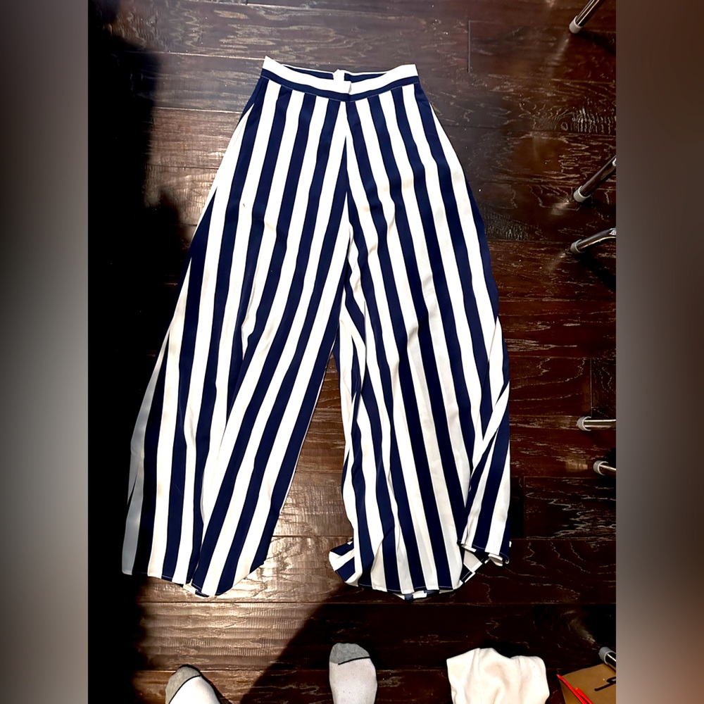 The perfect summer palazzo pant!